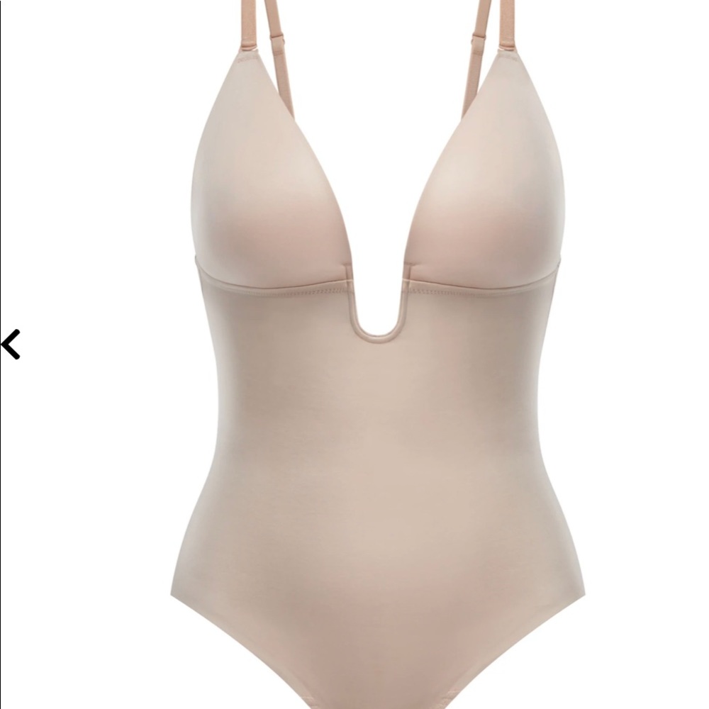 Spanx - plunge low back thong bodysuit - NWT